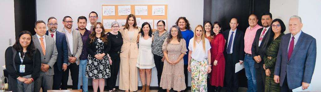 Presidenta del DIF Juárez, Rubí Enríquez, se reunió con la titular del SNDIF