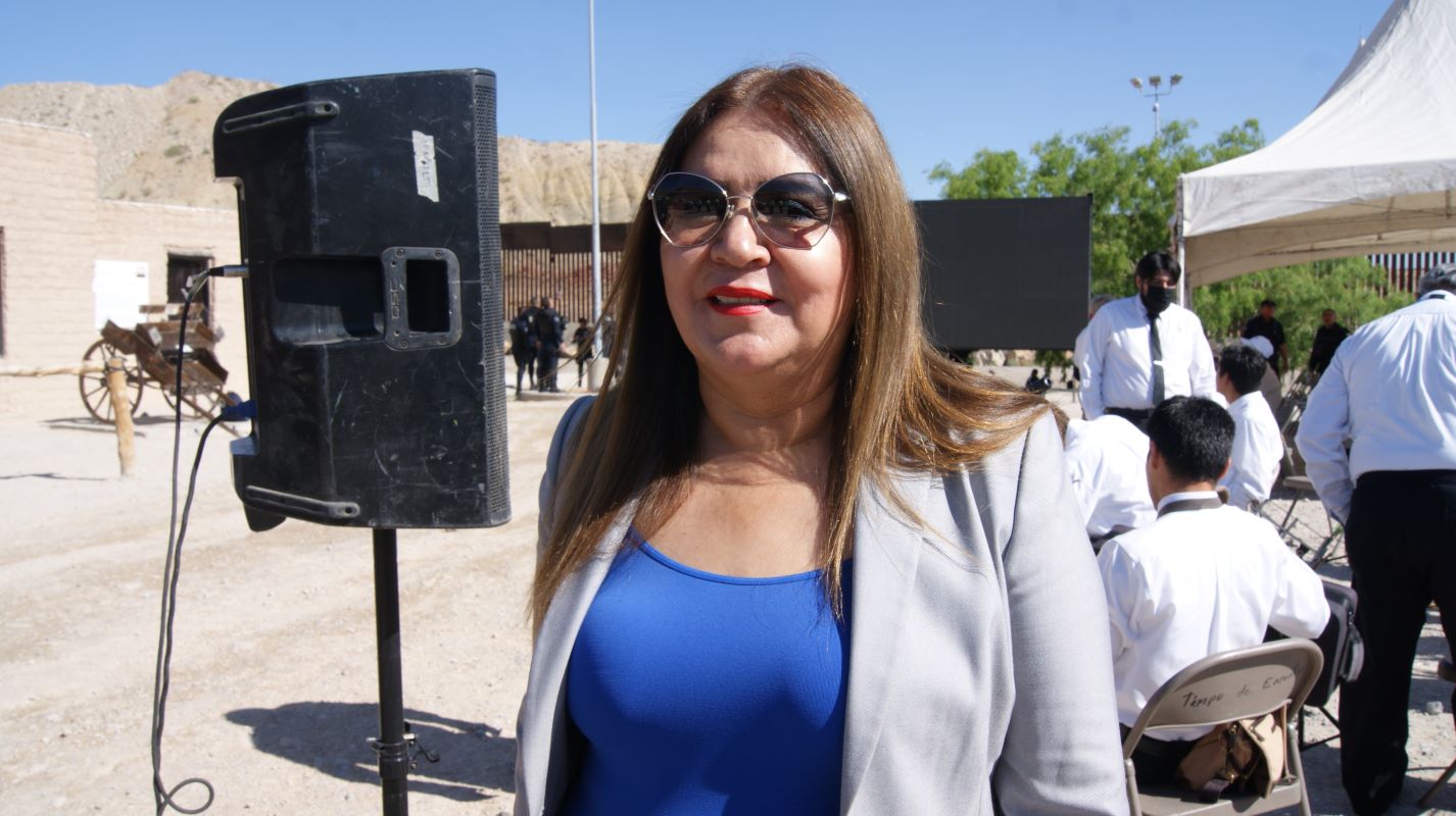 Entregará Educación referencias bancarias de las becas