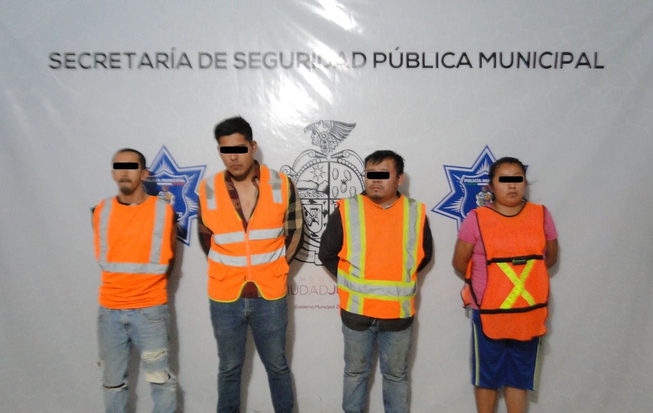 Policías Municipales detienen a cuatro presuntos asaltantes en posesión de cristal