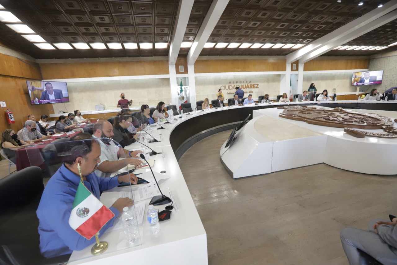 Buscan mejorar seguridad a mujeres que utilizan autos de alquiler