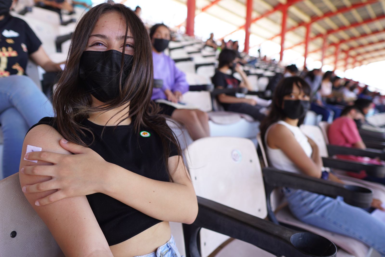 Con nutrida participación arrancó en Juárez jornada de vacunación para menores de 12 y 13 años de edad