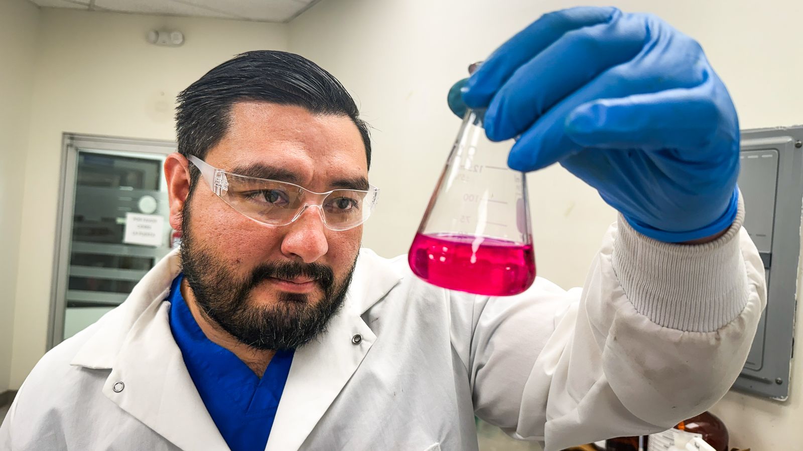 Tiene JMAS Laboratorio de Calidad del Agua.