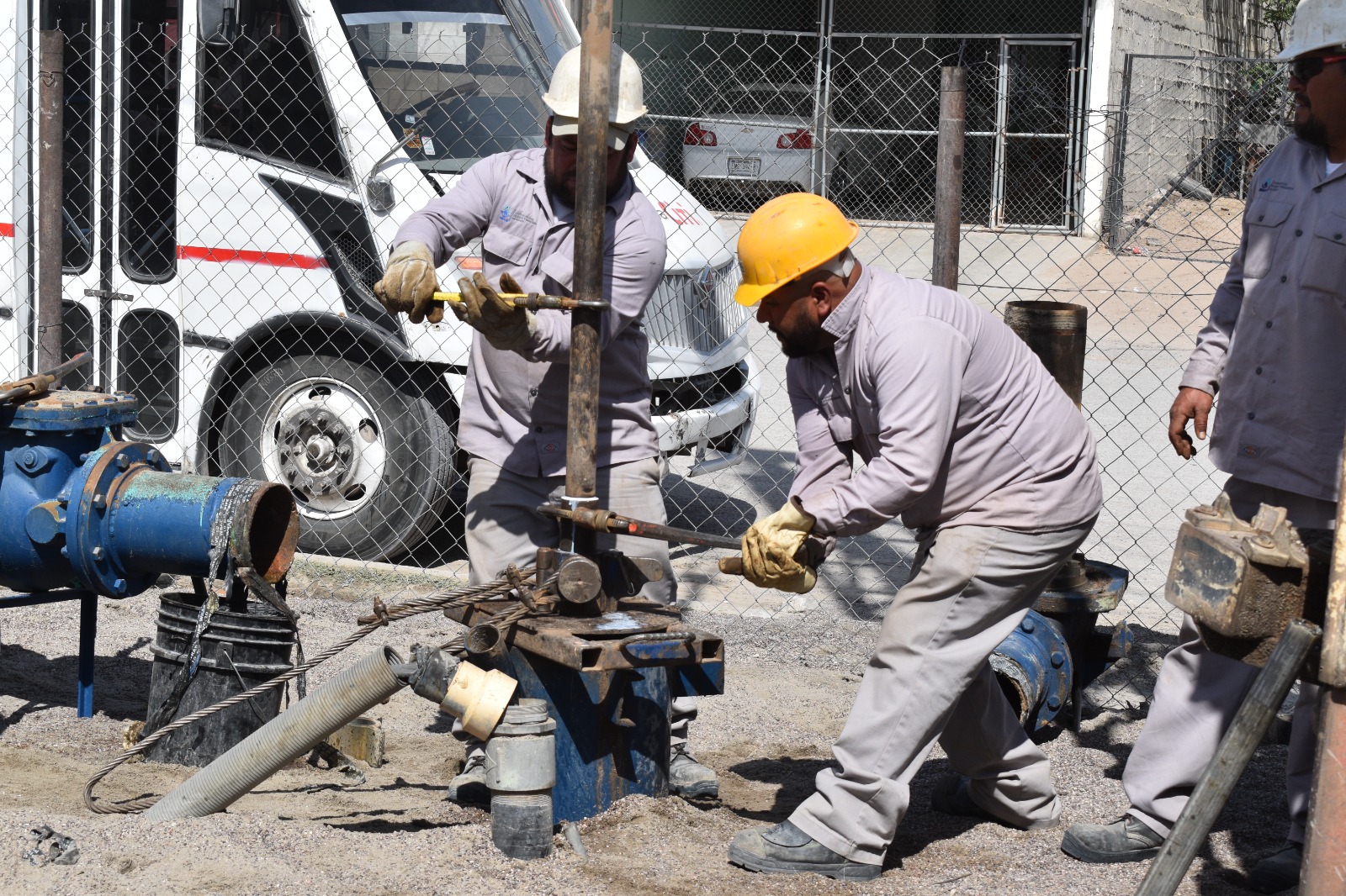 Reportan reparaciones por afectaciones en pozo 242.