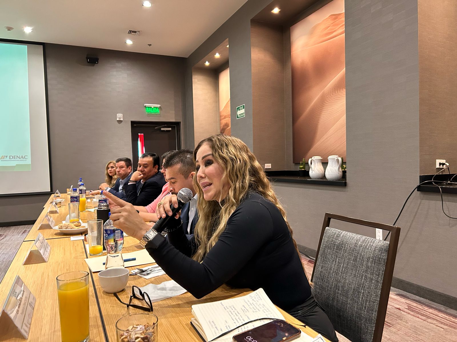 Sale CANACINTRA del CCE ante la falta de acuerdos y de proyectos en conjunto.