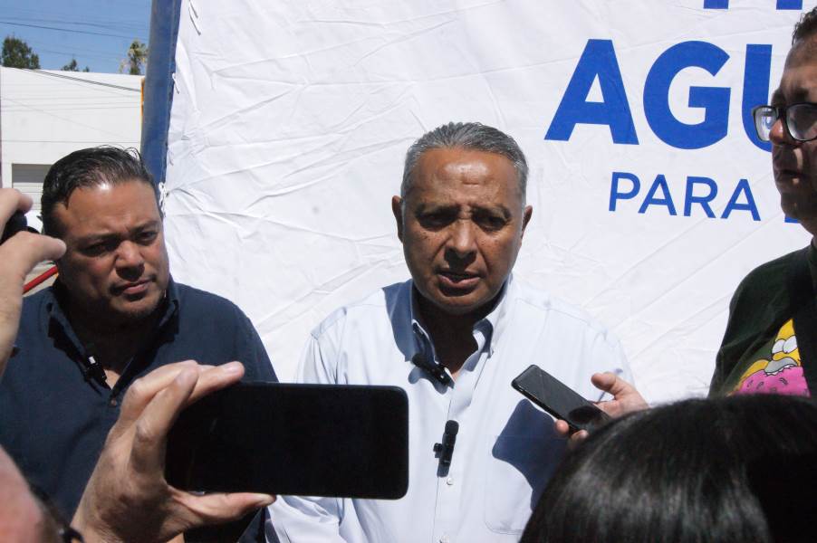 Ciudadanos celebran avances en la ampliación de la Línea Morada para el riego de parques.