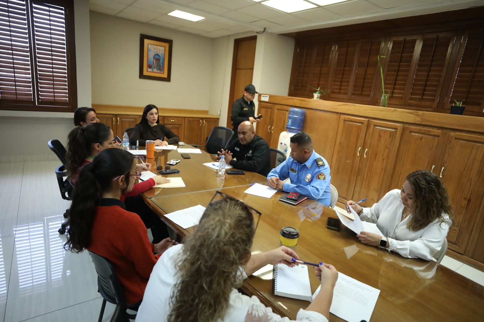 Reciben regidoras, informe sobre resultados del Simulacro de Sismo.