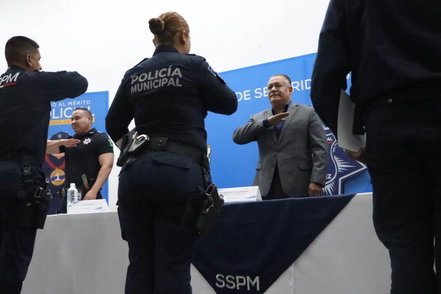 Reconocen a 60 elementos municipales como “Policías del Mes” por intervenciones destacadas