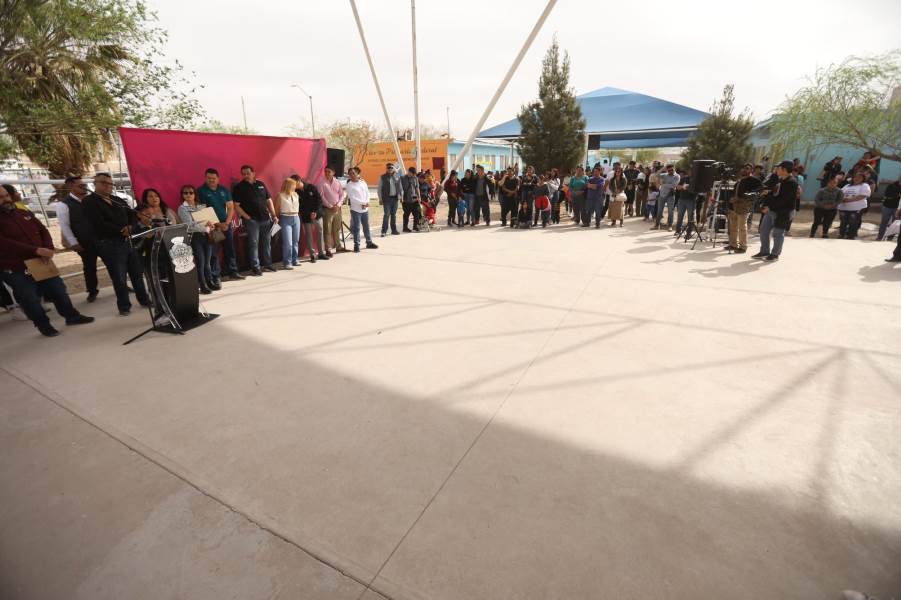 Entregó alcalde rehabilitación escuela primaria Pedro Meneses Hoyos