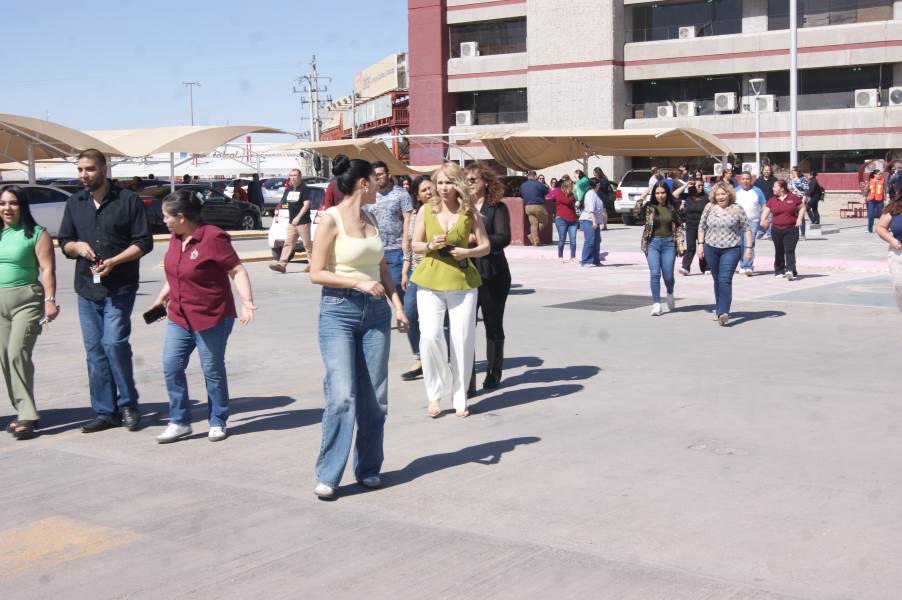 Realizan simulacro de sismo con la participación notable de la población.