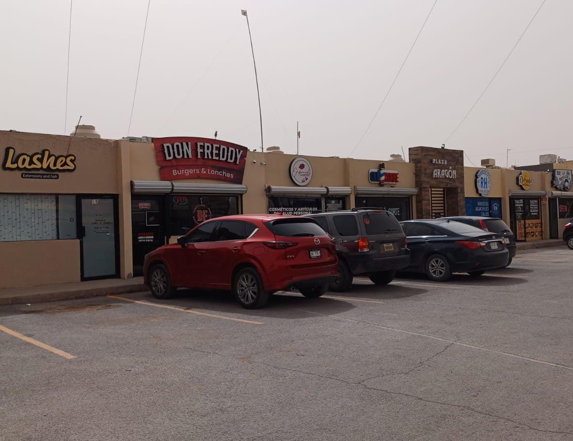 Detecta JMAS plaza comercial que operaba sin contrato.