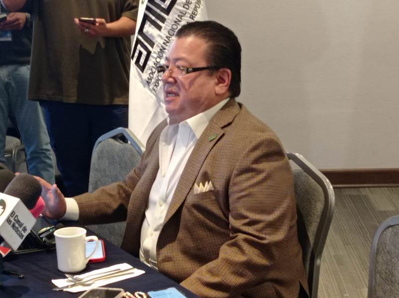 Empresas adelantan producción para aprovechar plazo dado por Trump.