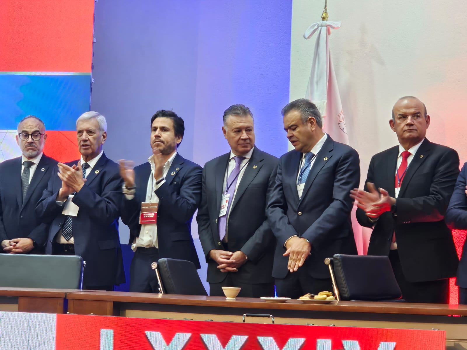 Va Jesús Salayandía por la búsqueda de oportunidades de financiamiento para pymes.