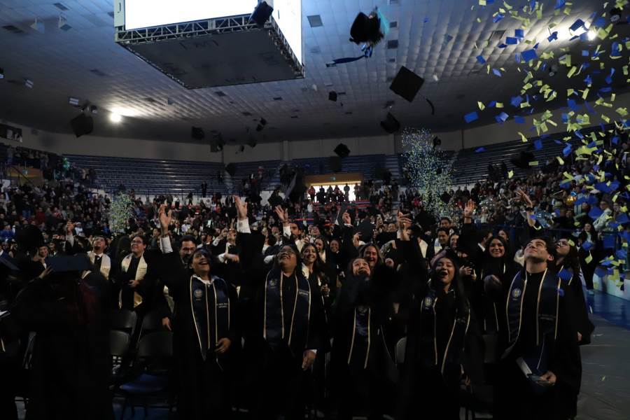 UACJ realizará ceremonias de graduación con 1,692 egresados