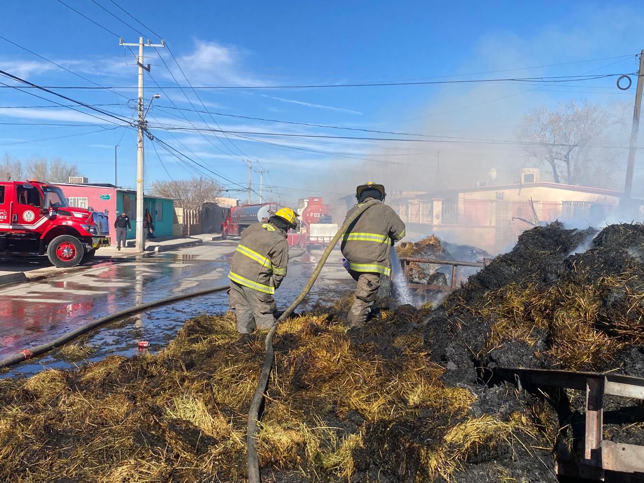 Instalan operativo por incendio en el Kilómetro 20.