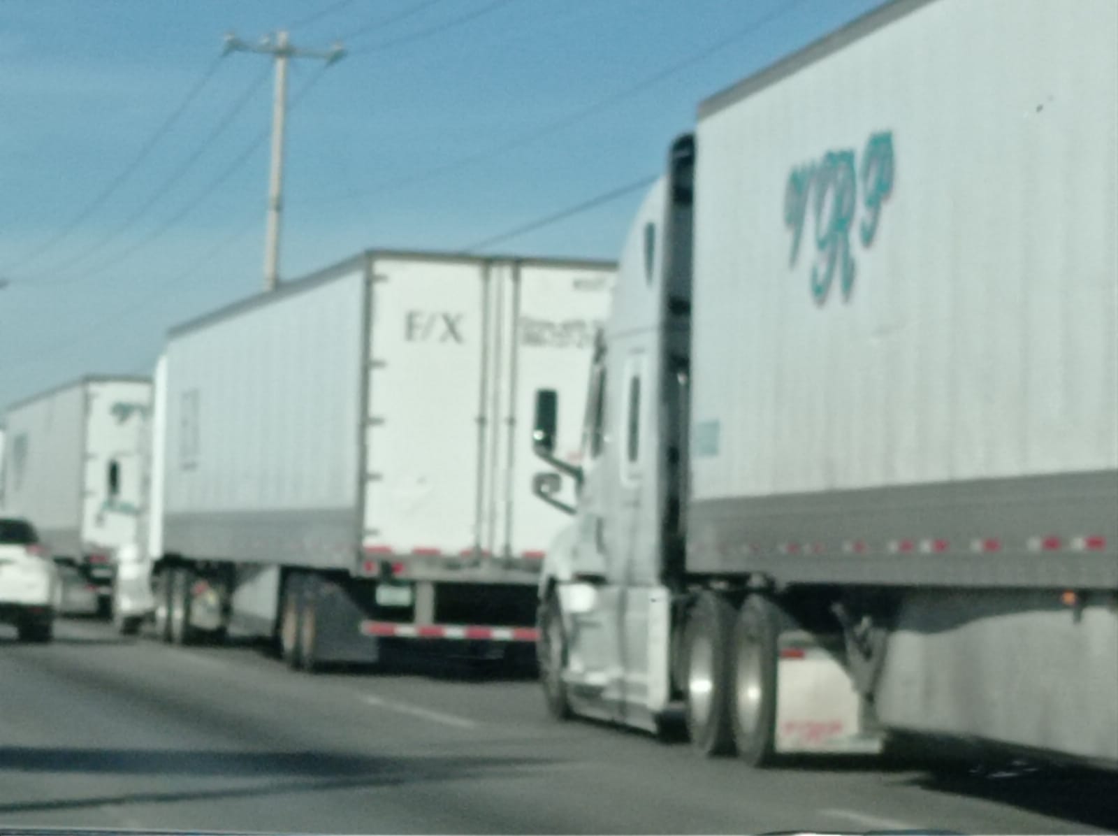 Esperan transportistas solución positiva a demandas de agricultores.