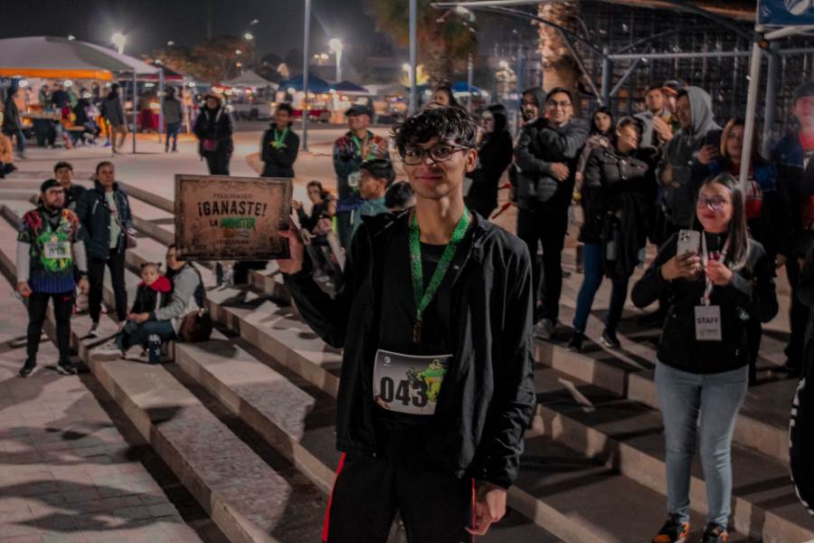 Un éxito la carrera "Monster Run: Terror en el Parque" en el Parque Central