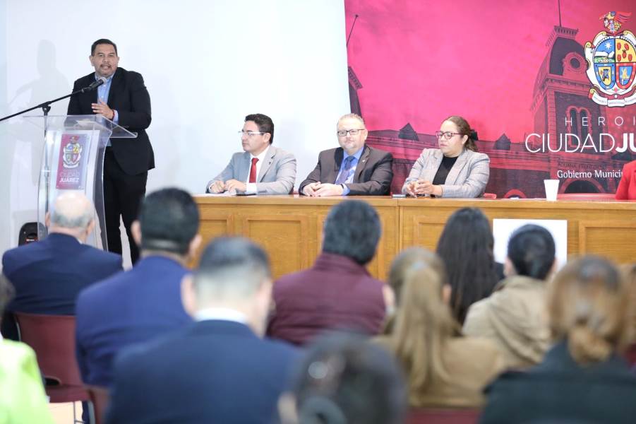 Asistió alcalde a informe de acciones realizadas por Derechos Humanos