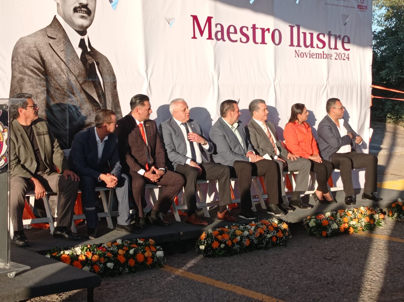 Inscriben al profesor Jorge Hilario Reyes Álvarez en la Rotonda de los Maestros Ilustres.
