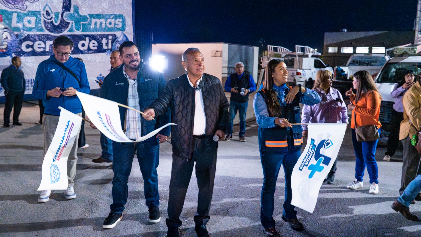 Avanza JMAS en trabajo nocturno de limpieza de drenes.