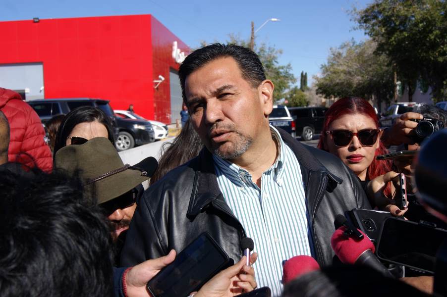 Cumple alcalde con requisitos para registrarse en el proceso interno de MORENA.