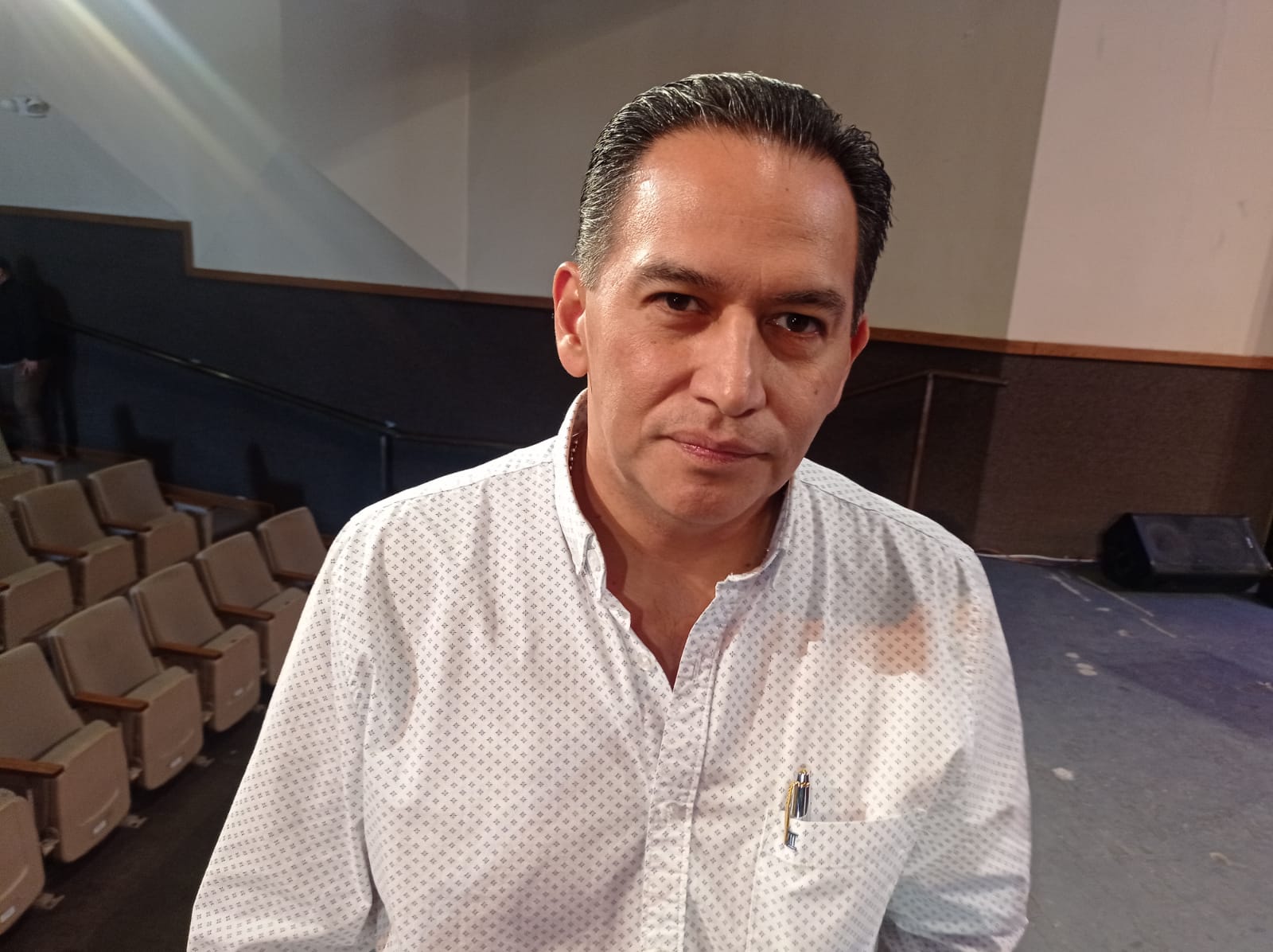 Busca Alejandro Pérez Cuéllar candidatura por MORENA en el cuarto distrito.