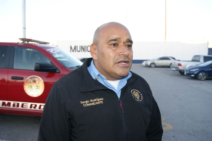 Preparan Bomberos campaña de recolección de juguetes para alegrar a niños en la navidad.