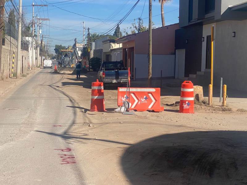 Realiza la JMAS labores de bacheo en calles Primavera y Baudelio Pelayo