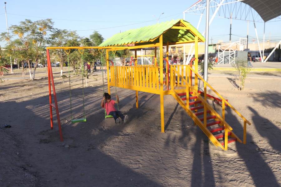 Entregó Cruz Pérez Cuéllar parque Las Gladiolas de Salvarcar