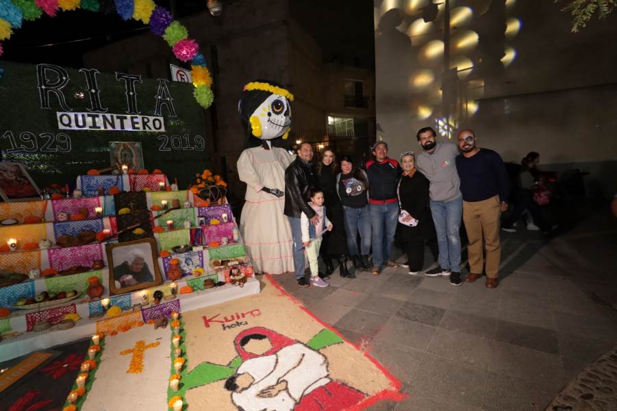 Premia alcalde mejores altares y catrinas del festival  del festival “Tradiciones de Vida y Muerte”