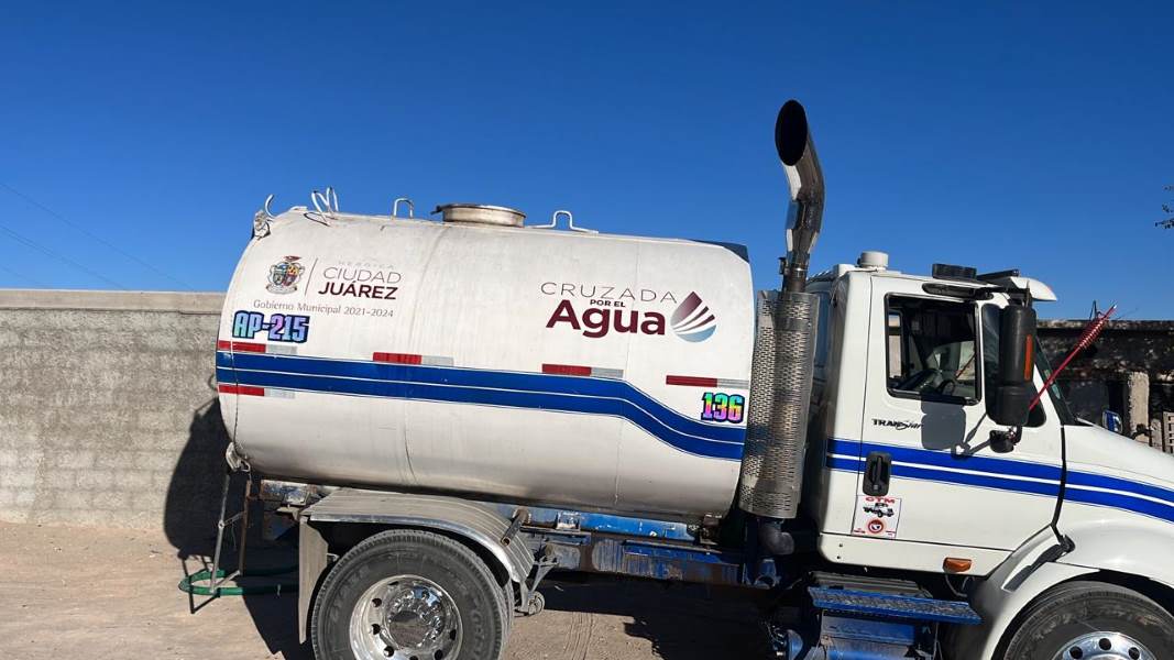 Atiende Cruzada por el Agua la zona de El Sauzal