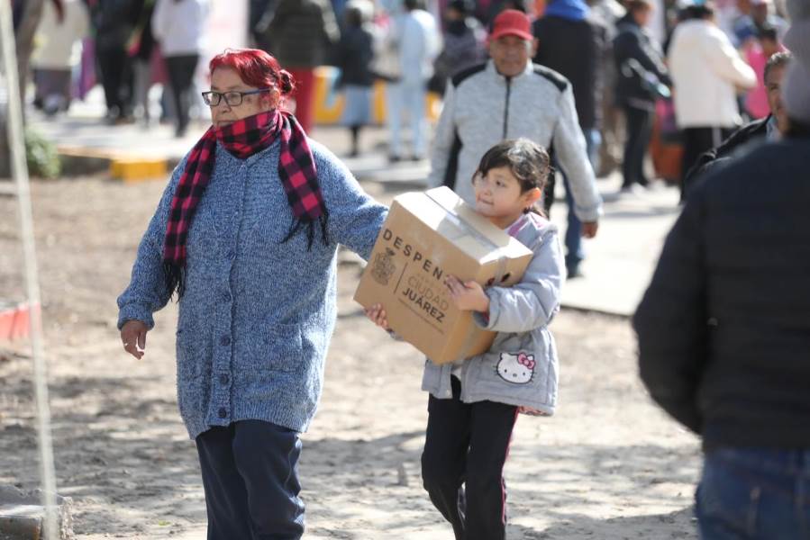 Mil 500 beneficiados con despensas en Cruzada por Juárez