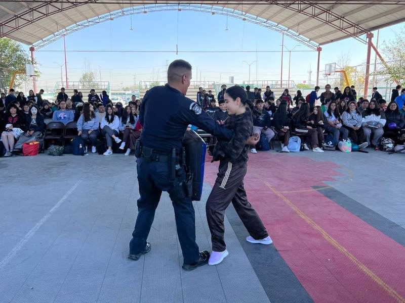 Arranca Cobach Feria por la Juventud en Ciudad Juárez