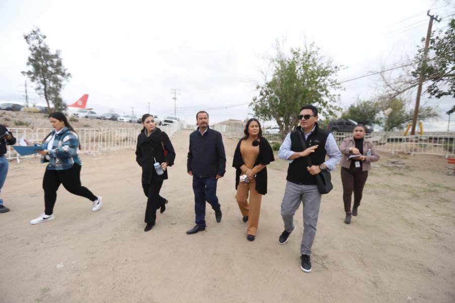 Supervisaron regidores albergue provisional para migrantes