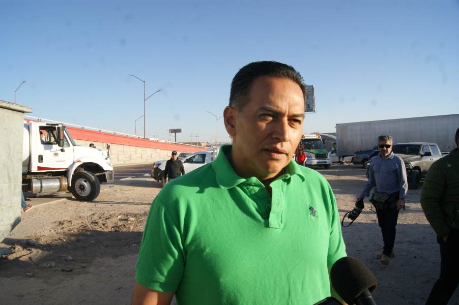 Apoya diputado en la forestación de la entrada a Ciudad Juárez con árboles de buen tamaño.