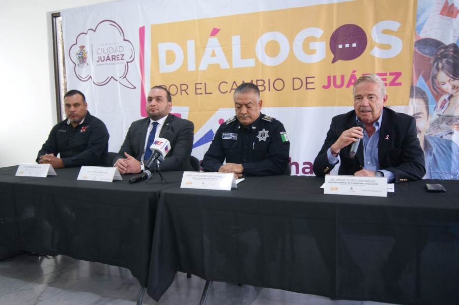 Diálogos por Juárez busca un mejor acercamiento entre policía y comunidad