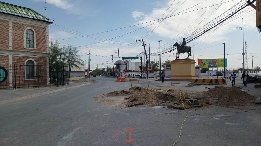 Habilitan carril para tráfico local por obras en la Vicente Guerrero