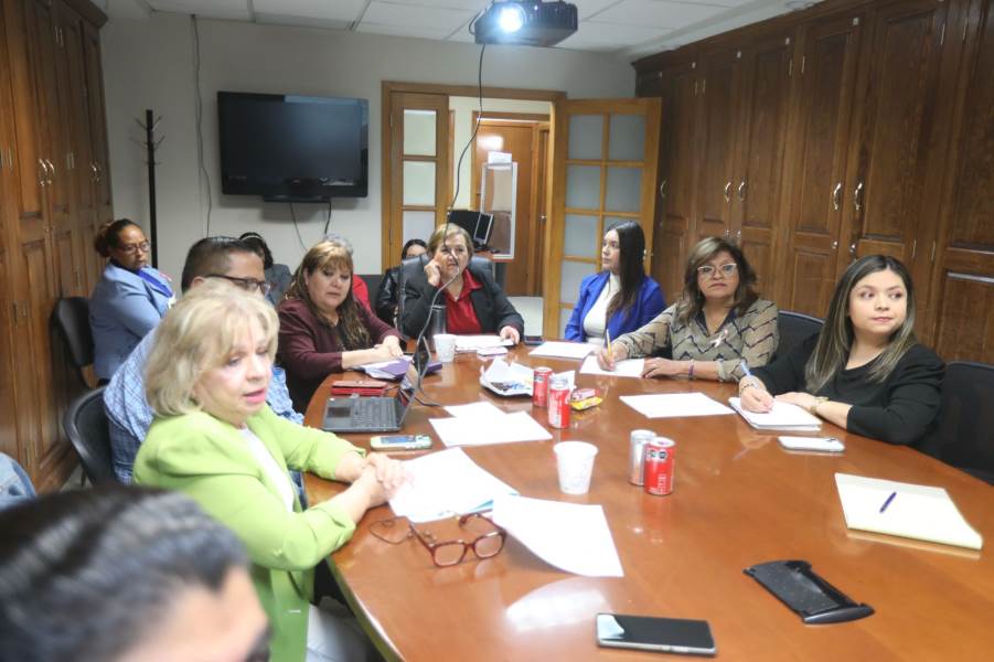 Fomentan el empleo para las personas mayores