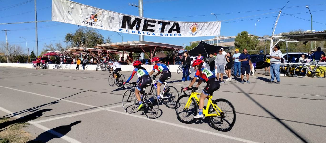 Dominó Juárez en Campeonato Estatal de Ruta de Ciclismo