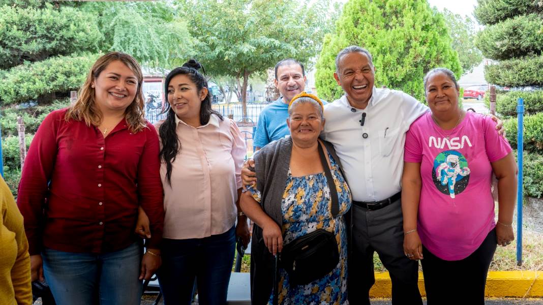 La JMAS entrega tinacos a familias de Riberas del Bravo para apoyar acopio de agua