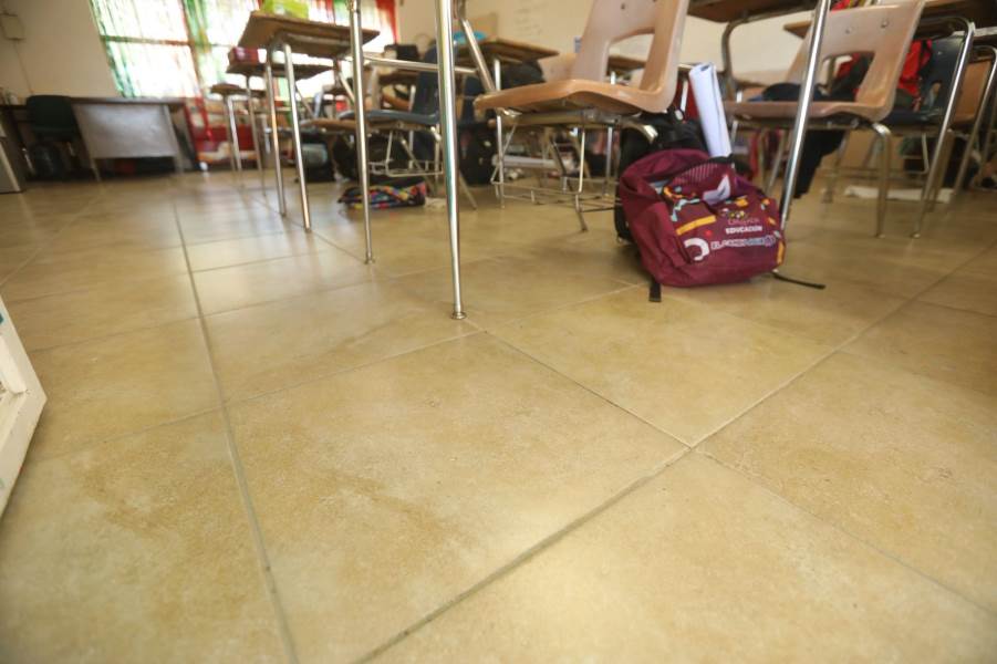 Anuncia alcalde Cruz Pérez Cuéllar fondo especial de 100 millones de pesos para escuelas primarias en 2026