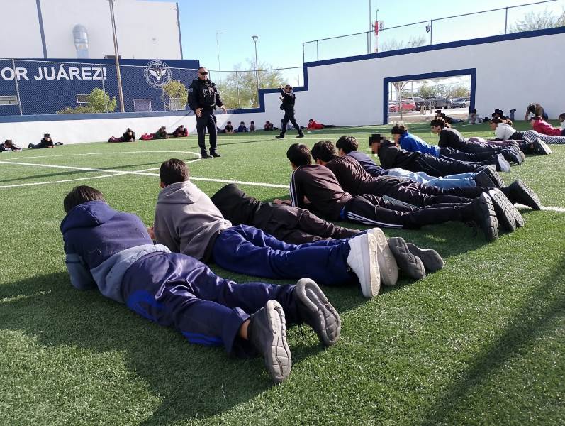 Programa “Valórate” reúne a más de 200 estudiantes y padres de familia en Ciudad Juárez