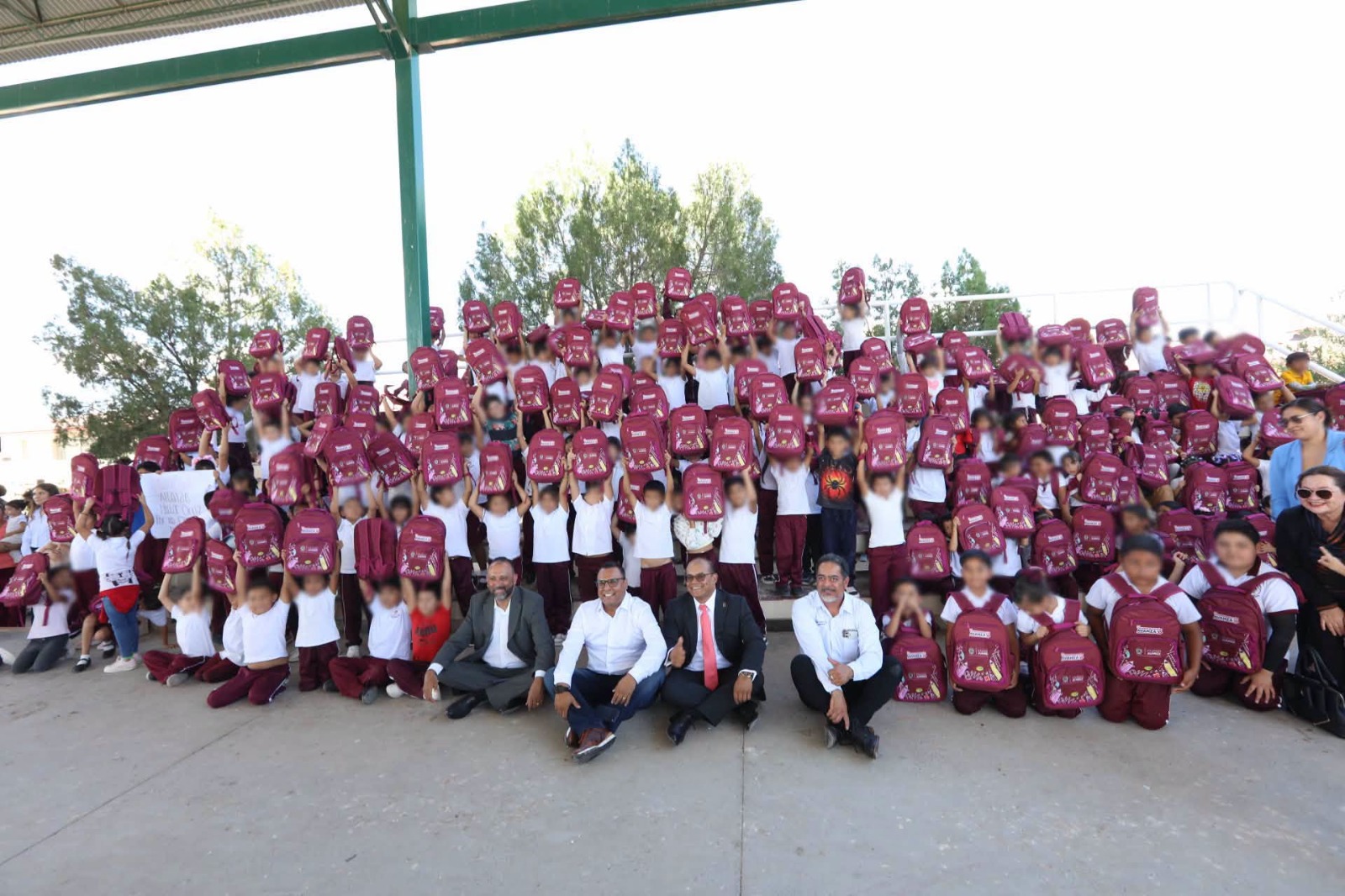 Avanza al 80% la entrega de útiles escolares en Juárez; benefician a 112 mil estudiantes