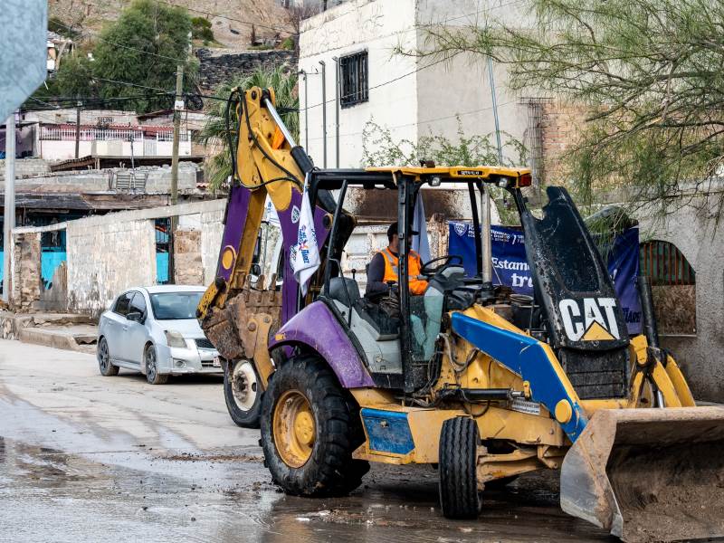 Despliega JMAS maquinaria y cuadrillas para atender daños por lluvias en el norponiente de Juárez