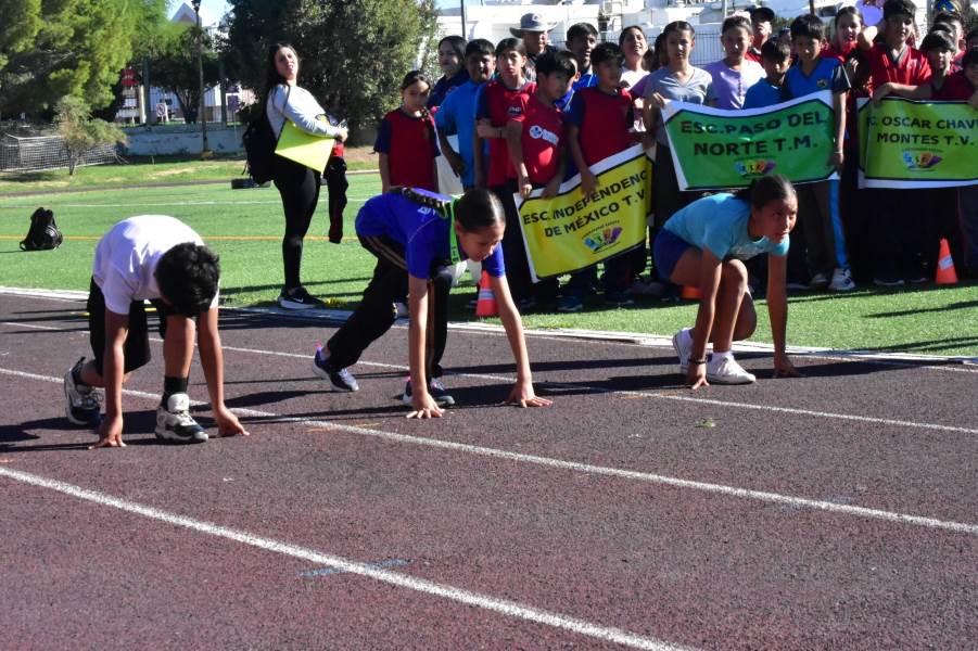 Reúnen a más de 400 estudiantes en el arranque de los Juegos Deportivos Escolares en Juárez