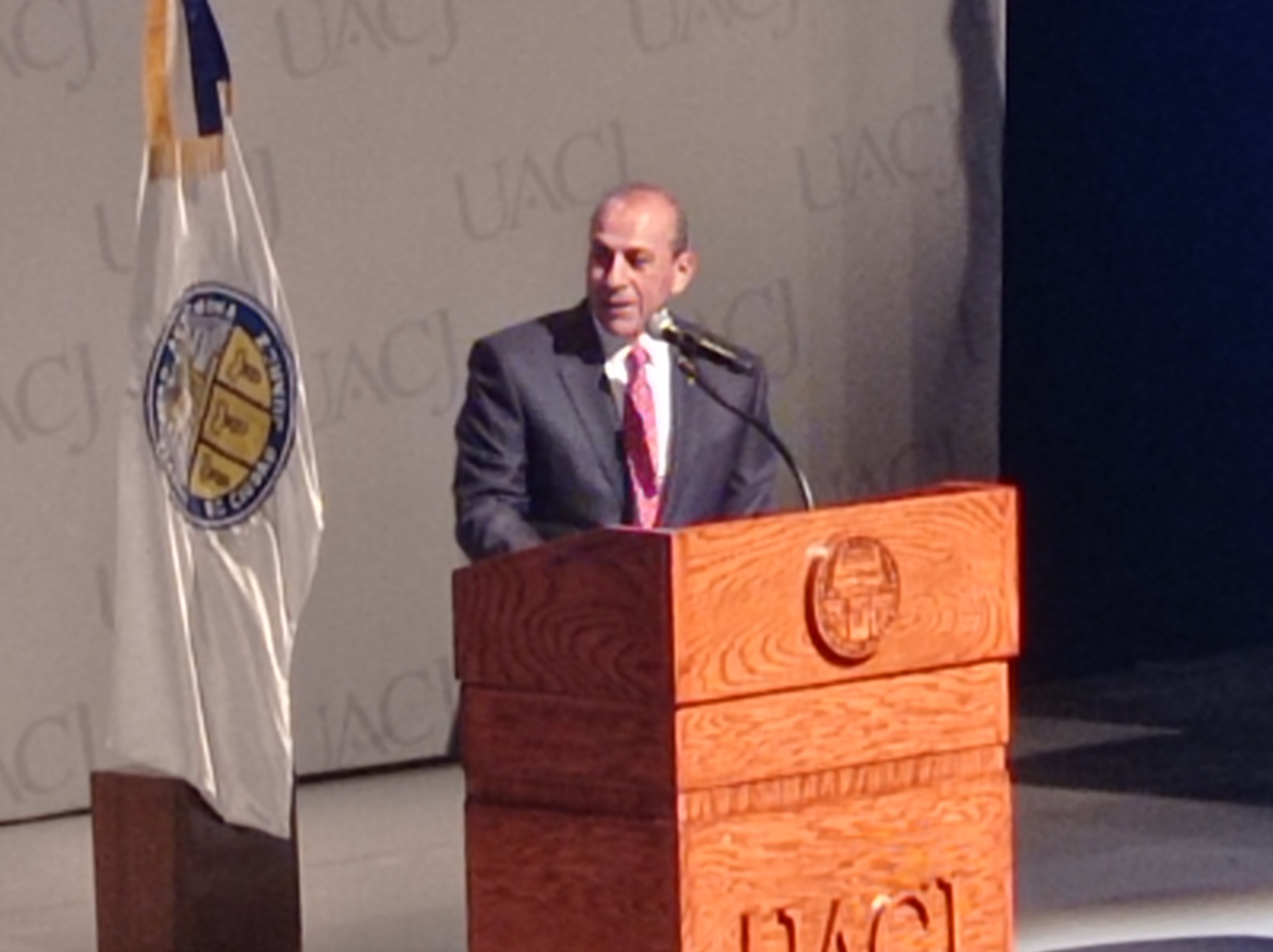 Se consolida la UACJ como la institución con más matrícula en el estado.