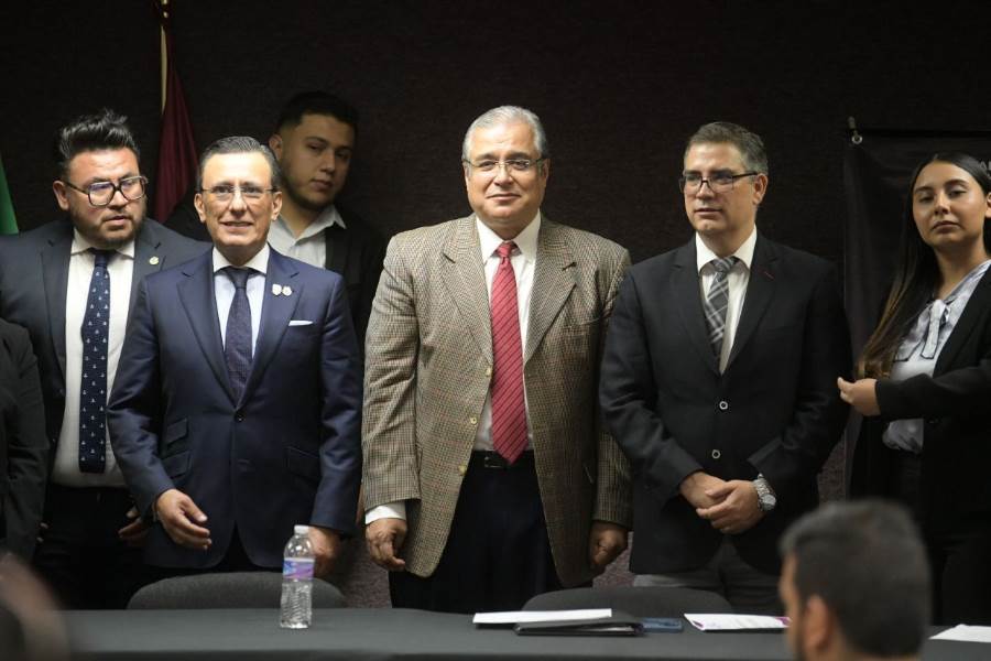 Dictan conferencia "Protección de los Derechos de las Personas en Contexto de Migración"