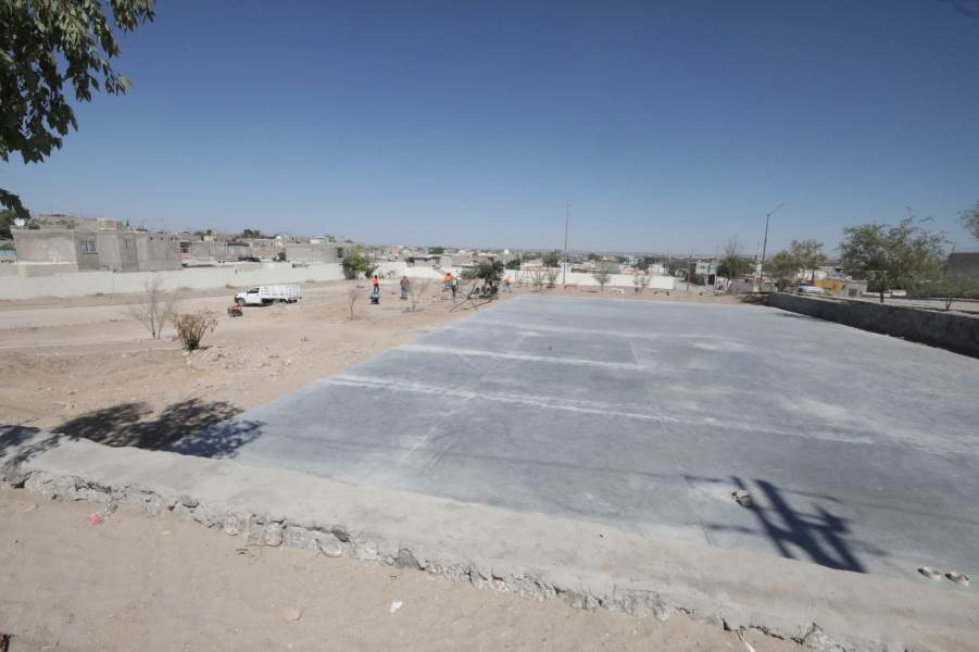 Trabaja Obras Públicas en la rehabilitación de parques