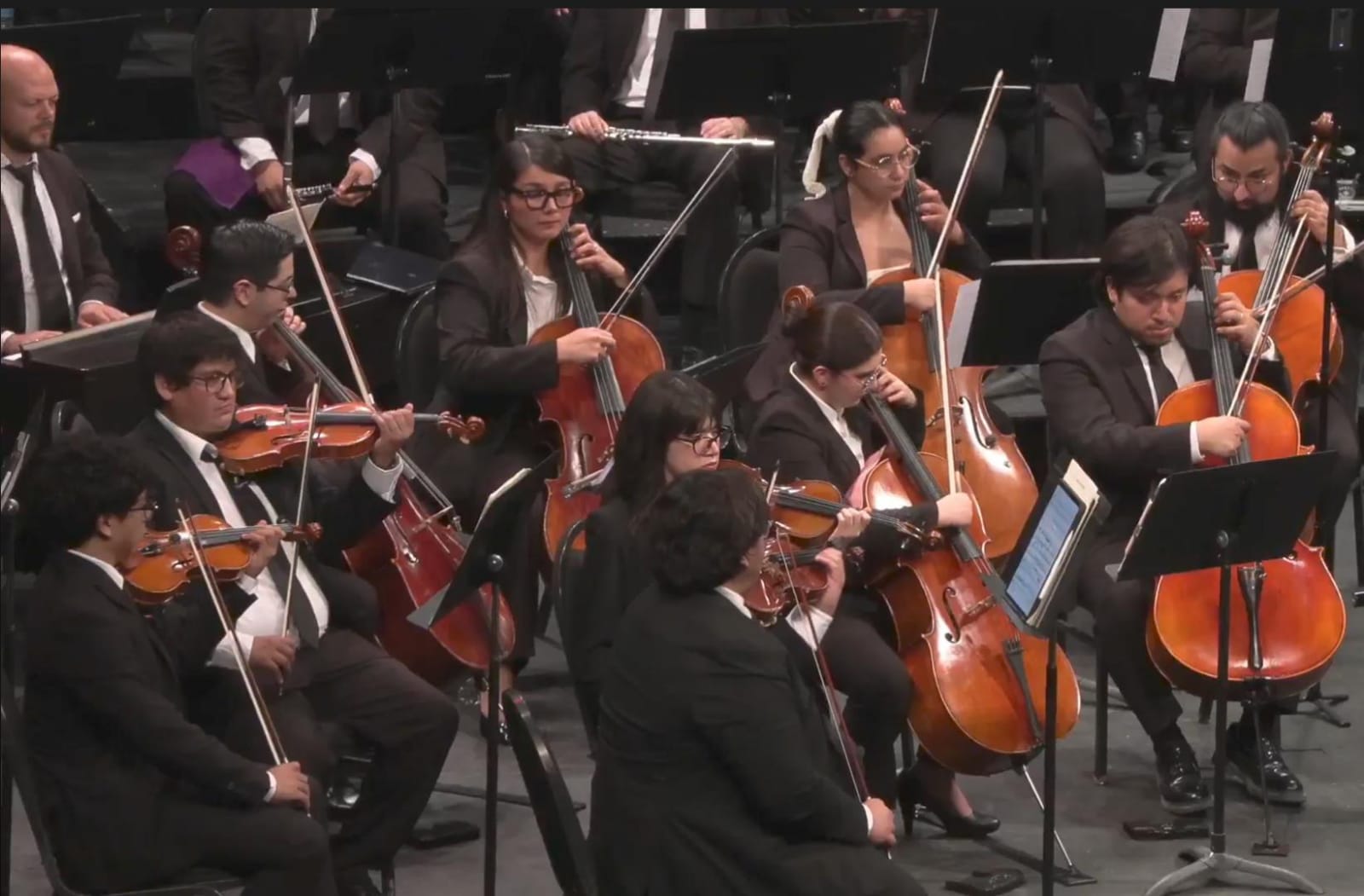 Celebran con éxito Concierto por el 52 Aniversario de la UACJ.