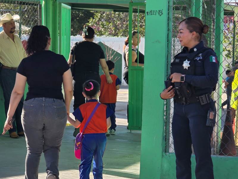 Implementan operativo “Escuela Segura” en planteles educativos de la ciudad