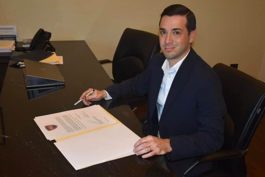 Designa Maru Campos a Daniel Chaires como titular del Registro Público de la Propiedad